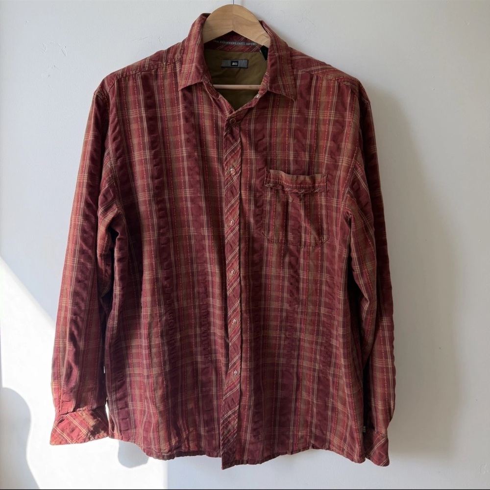 REI Men’s Pearl Snap Shirt Large Red Orange Plaid Western Long Sleeve Button Up
